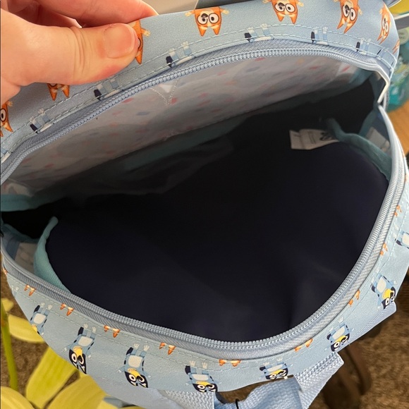 Bluey Back to School Bundle! Backpack and Water Bottle Set NWT - Picture 7 of 9